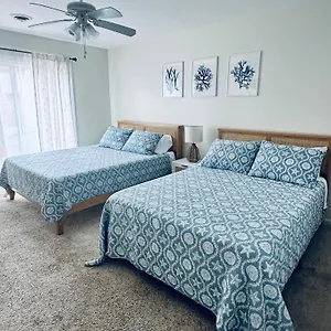 Cozy Walking Distance From With Private Patio Apartment Ocean City