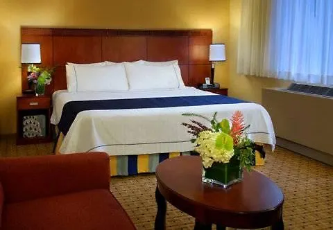Courtyard By Marriott New York Manhattan/ Fifth Avenue